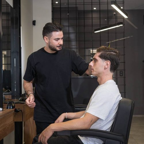 ποιοι ειμαστε